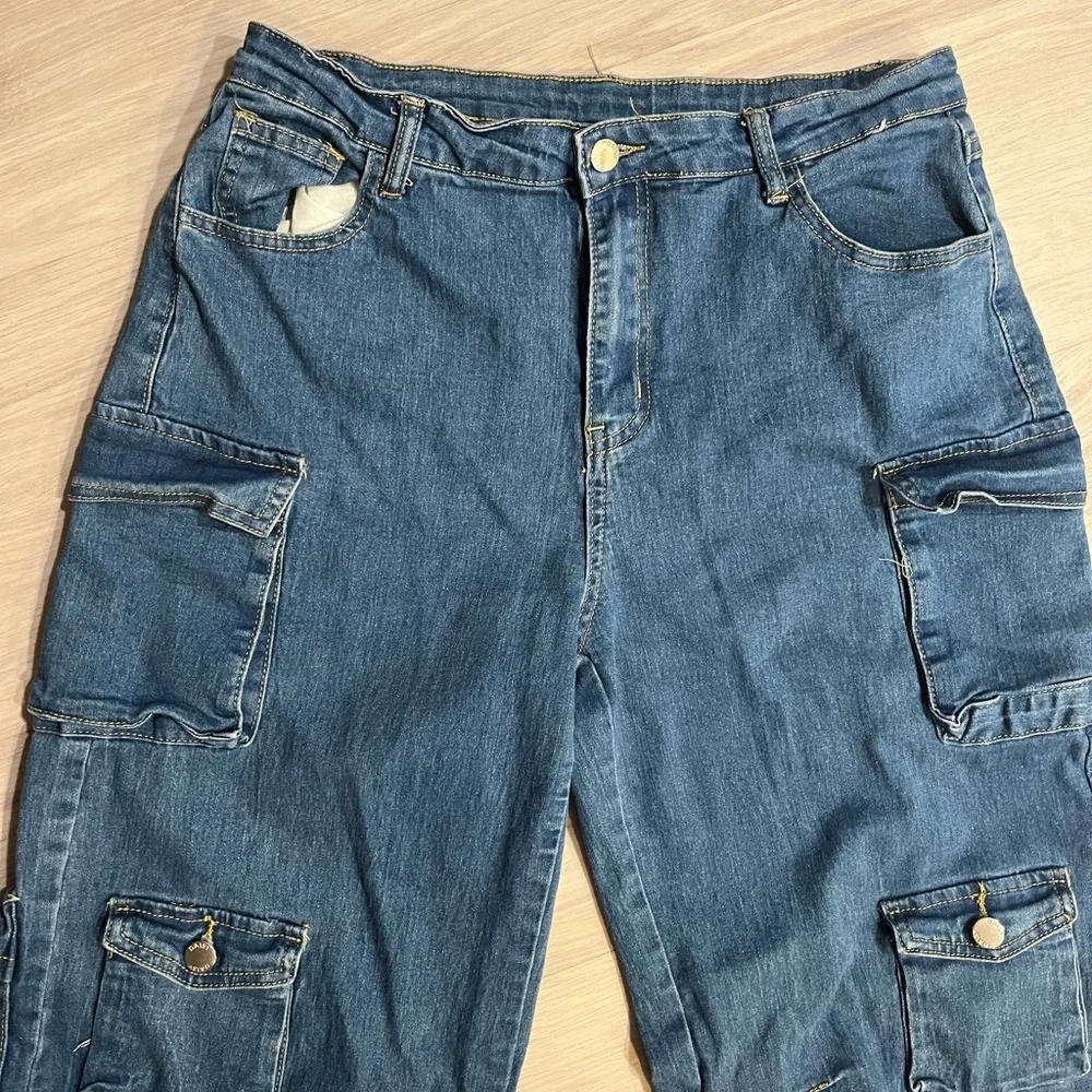 NWOT Daisy Blue‎ Wide Leg Cargo Jeans